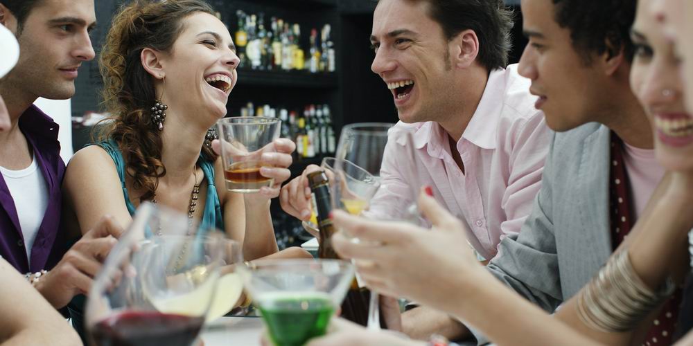 Что говорит этикет о культуре распития спиртных напитков?